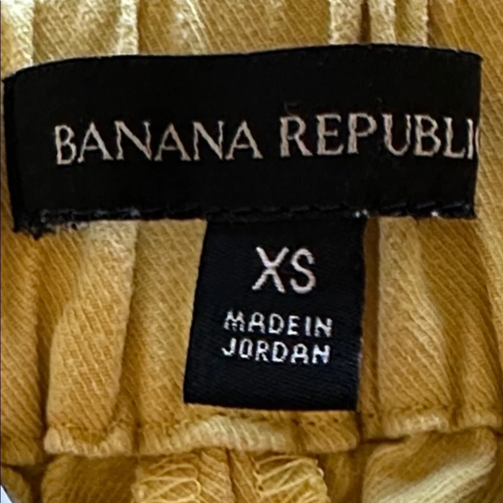 Banana Republic sunflower yellow linen-blend pants, size XS